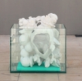 Verena Schmidt, Ohne Titel, 2014, Marmor, Glas und Styrodur, 80 × 77 × 52 cm, #SCHM0001 